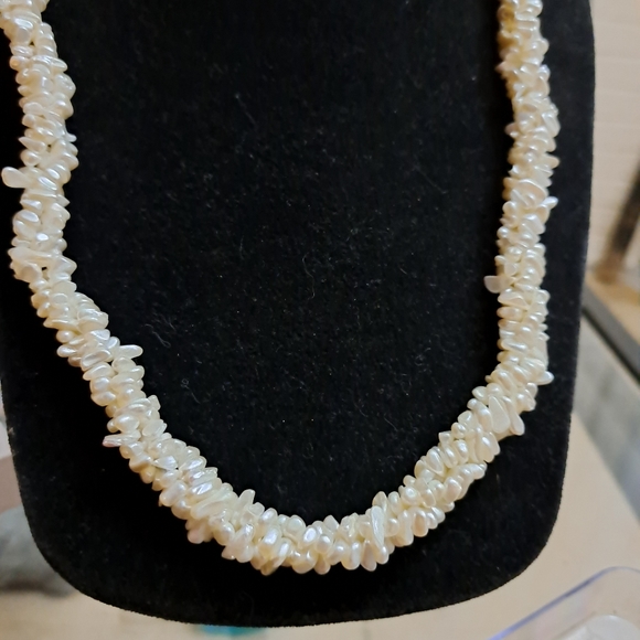 Triple Twist Natural Pearl Necklace - Picture 2 of 9